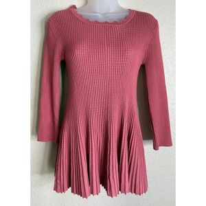 Chelsea & Theodore Women S Pink Knit Top Scalloped Neck Peplum Ribbed 3/4 Sleeve